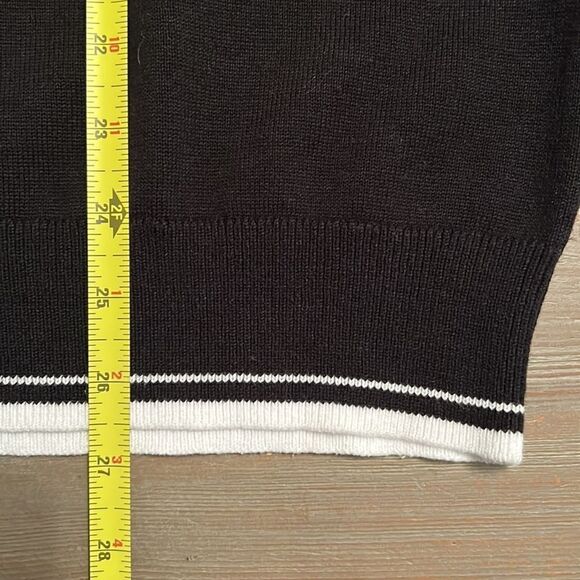 NWT Michael Kors Black Cotton Crewneck MK Logo Sweater - M - Picture 8 of 8